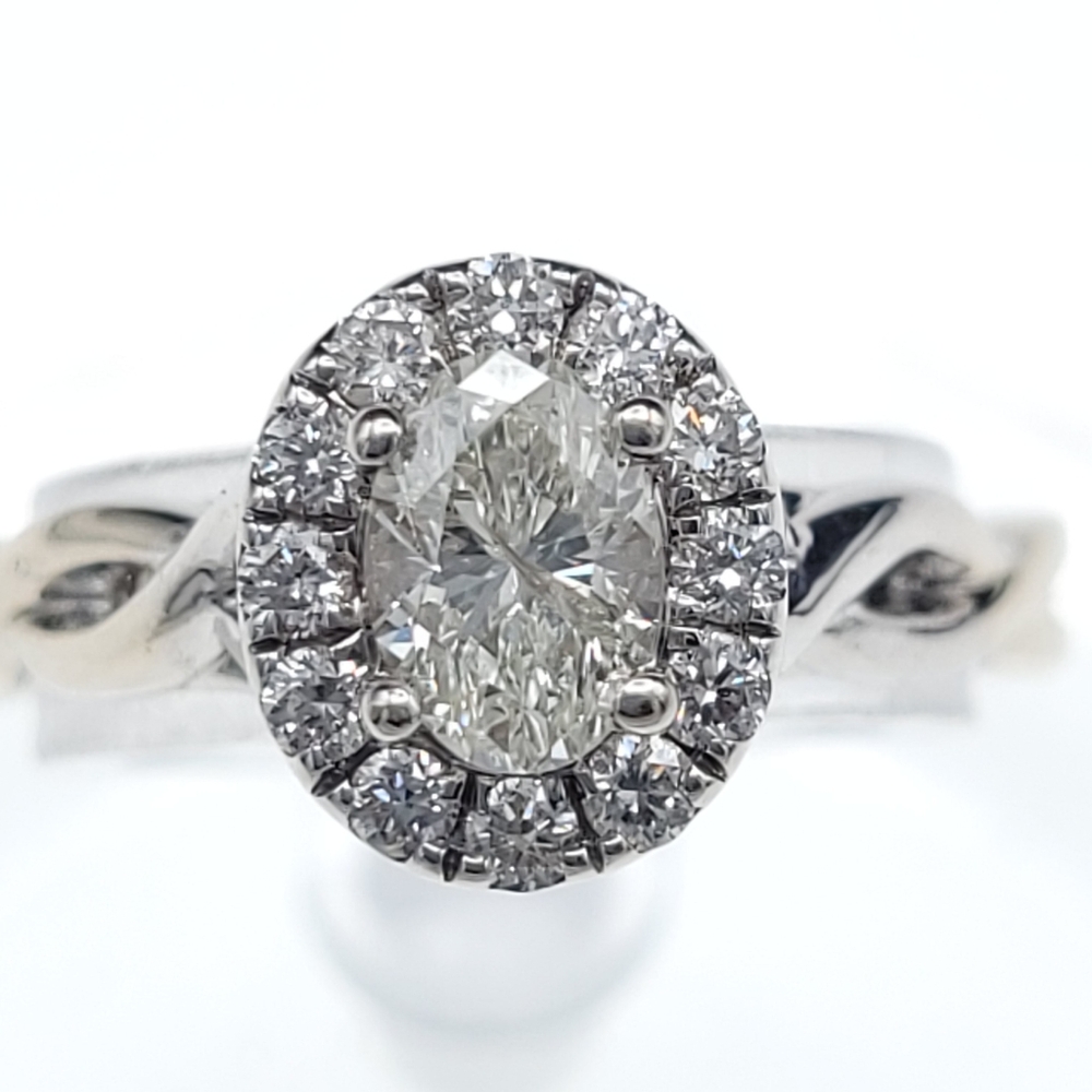 14k Oval Halo Twist Band Engagement Ring